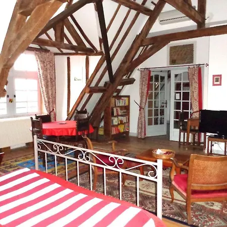 Chateau D'avanton Avanton