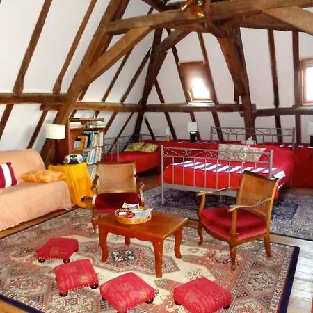 Chateau D'avanton 4*