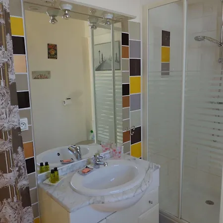 Chateau D'avanton Avanton