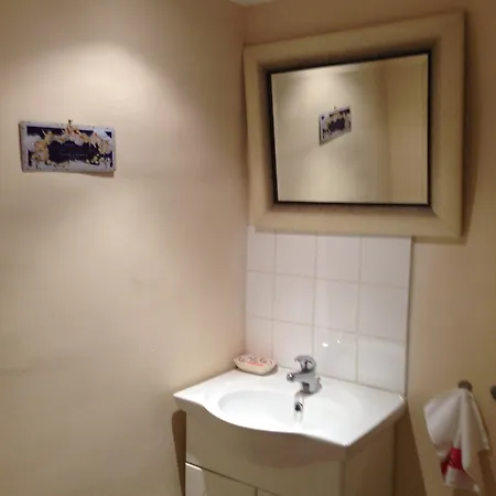 Chateau D'avanton 4*