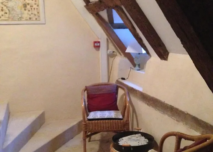 Chateau D'avanton B&B