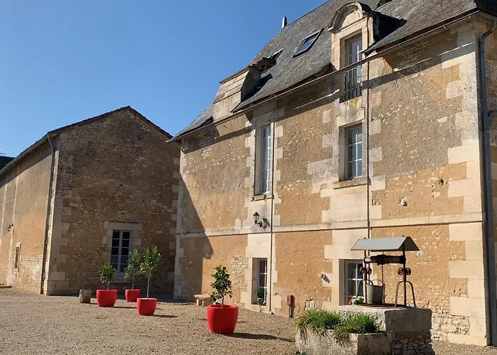 Chateau D'avanton B&B 아방통