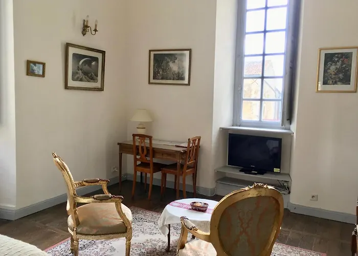 Chateau D'avanton B&B